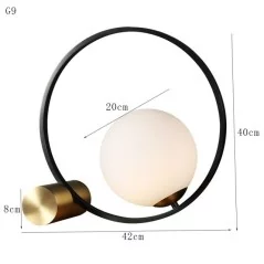 Luminaire de table avec globe en verre blanc