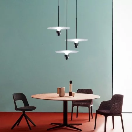 Lampe LED suspendue au design moderne simpliste  - 1