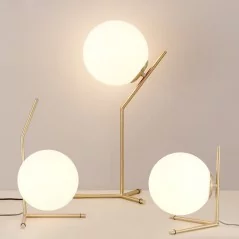 Lampe de table design en verre